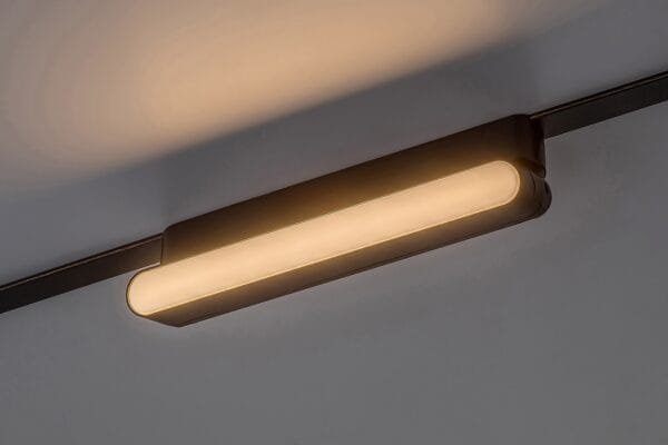 lampa led pe sina