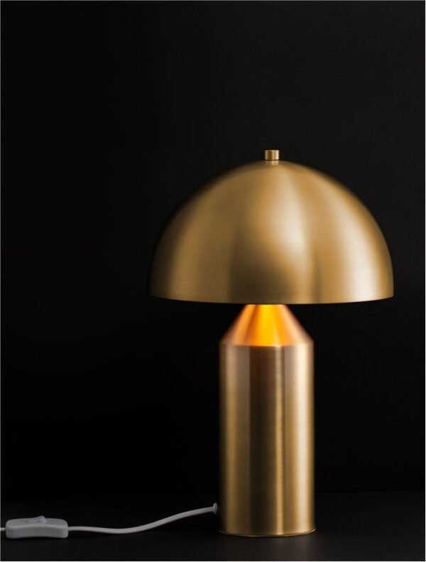 Veioză elegantă aurie Nova Luce BOLT E27 1x12W Veioză elegantă aurie Nova Luce BOLT E27 1x12W