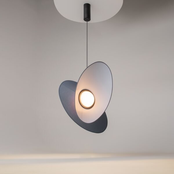 Pendul LED cu lumimă direcționată Maytoni Evolution 9W 3000K 350lm 3 Pendul LED cu lumimă direcționată Maytoni Evolution 9W 3000K 350lm