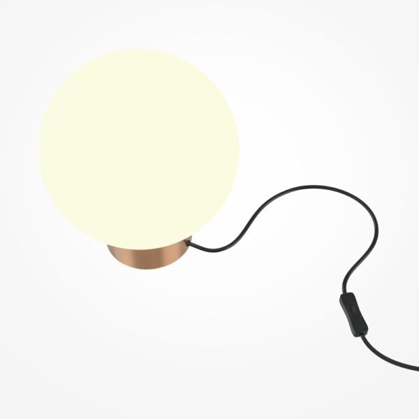 Veioză aurie cu glob alb Maytoni Basic Form E14x1 40W D200 3 Veioză aurie cu glob alb Maytoni Basic Form E14x1 40W D200